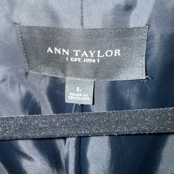Ann Taylor double breasted wool coat. Black. - Picture 7 of 9